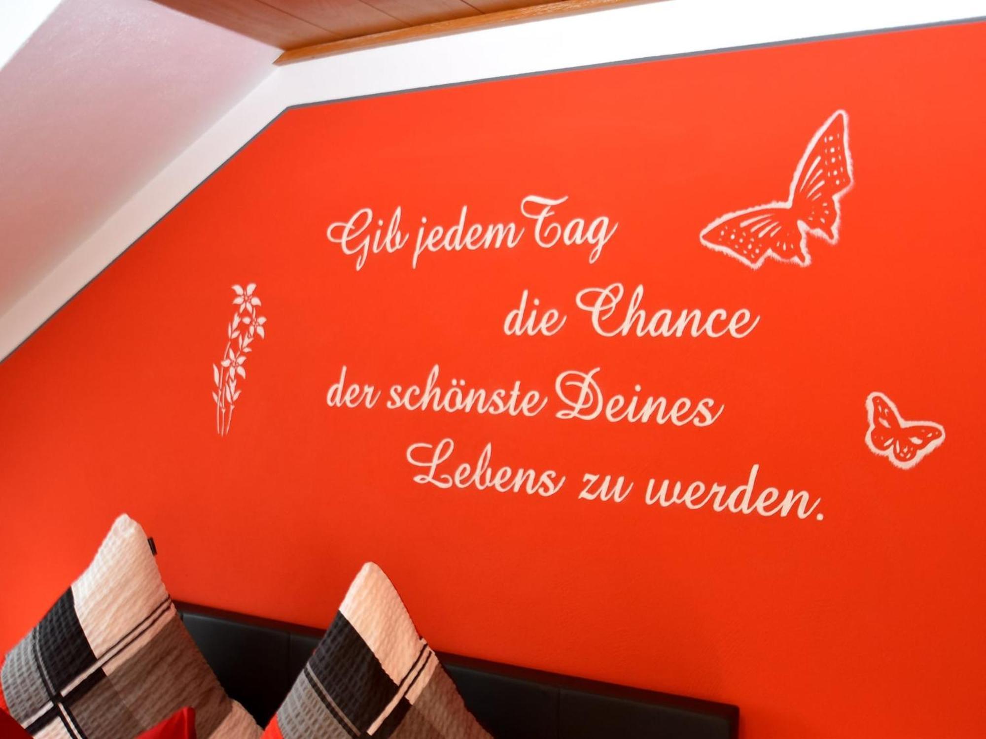 Scenic Apartment With Balcony Garden Deckchairs Barbecue Gleißenberg المظهر الخارجي الصورة