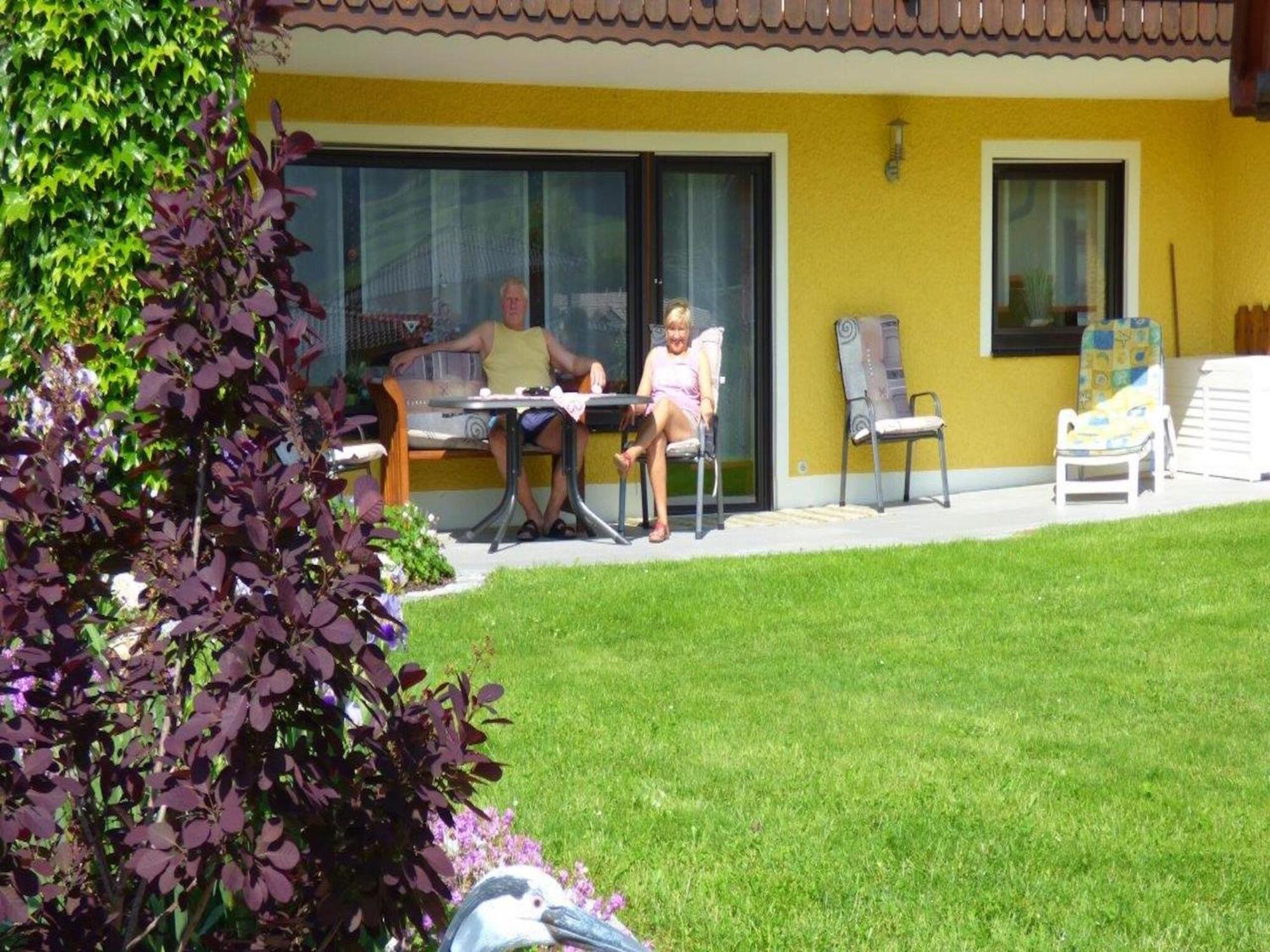 Scenic Apartment With Balcony Garden Deckchairs Barbecue Gleißenberg المظهر الخارجي الصورة